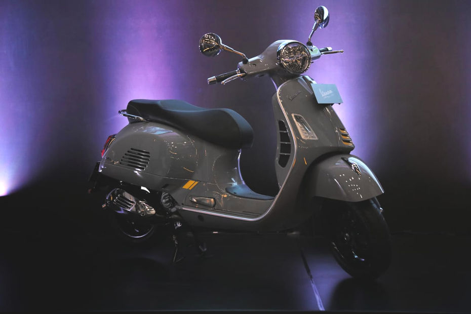 Vespa GTS 300 SuperTech Scooter Launched