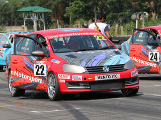 2019 ITC Sedan Class: Volkswagen Motorsport Blitzes To Victory