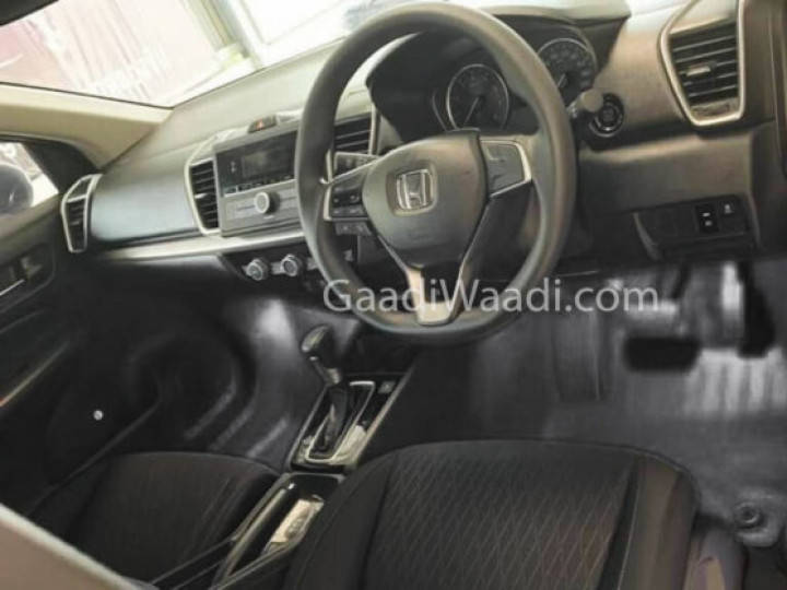 ZW-2020-Honda-City-Interior-02