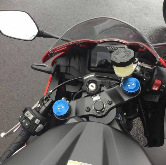 CBR600RR spied handle