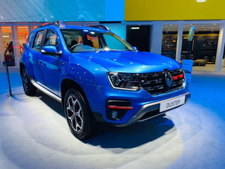 Renault Duster Gets More Oomph With New Turbo Variant; Launched At Rs 10.49 Lakh Renault Duster Gets More Oomph With New Turbo Variant; Launched At Rs 10.49 Lakh