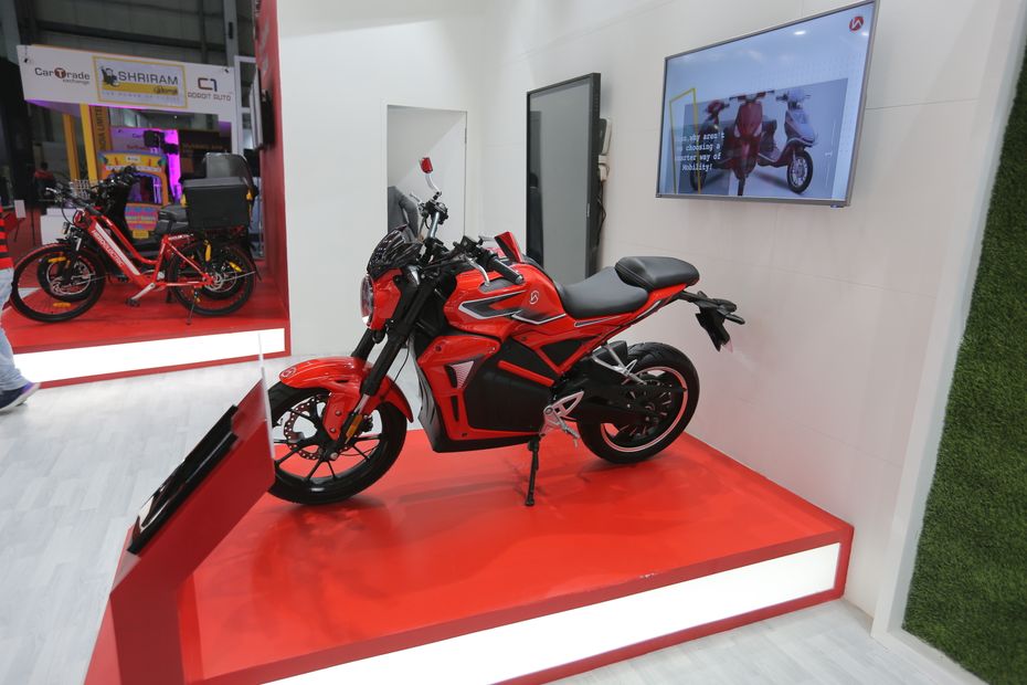 Hero Electric AE-47 Motorcycle Unveiled at Auto Expo 202