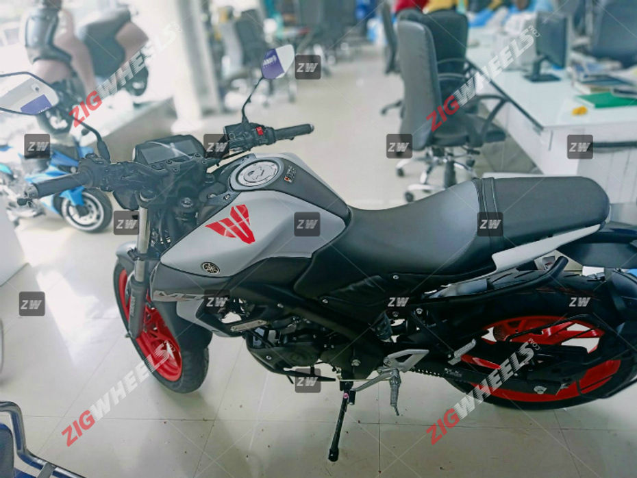 Yamaha MT15 BS6 Reaches Dealerships
