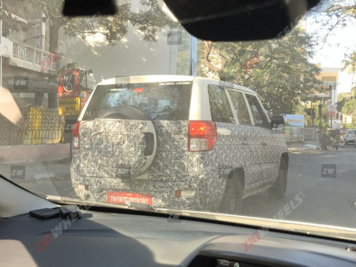 ZW-2020-Mahindra-TIV300Plus-02