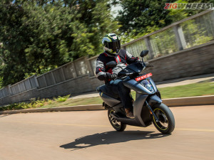 Ather 450x Mileage Check Average Fuel Efficiency Of 450x Zigwheels