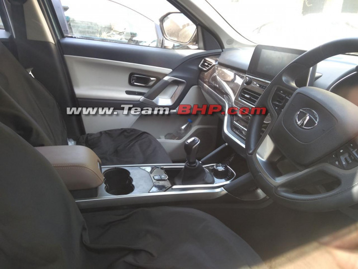 ZW-Tata-Gravitas-SUV-03