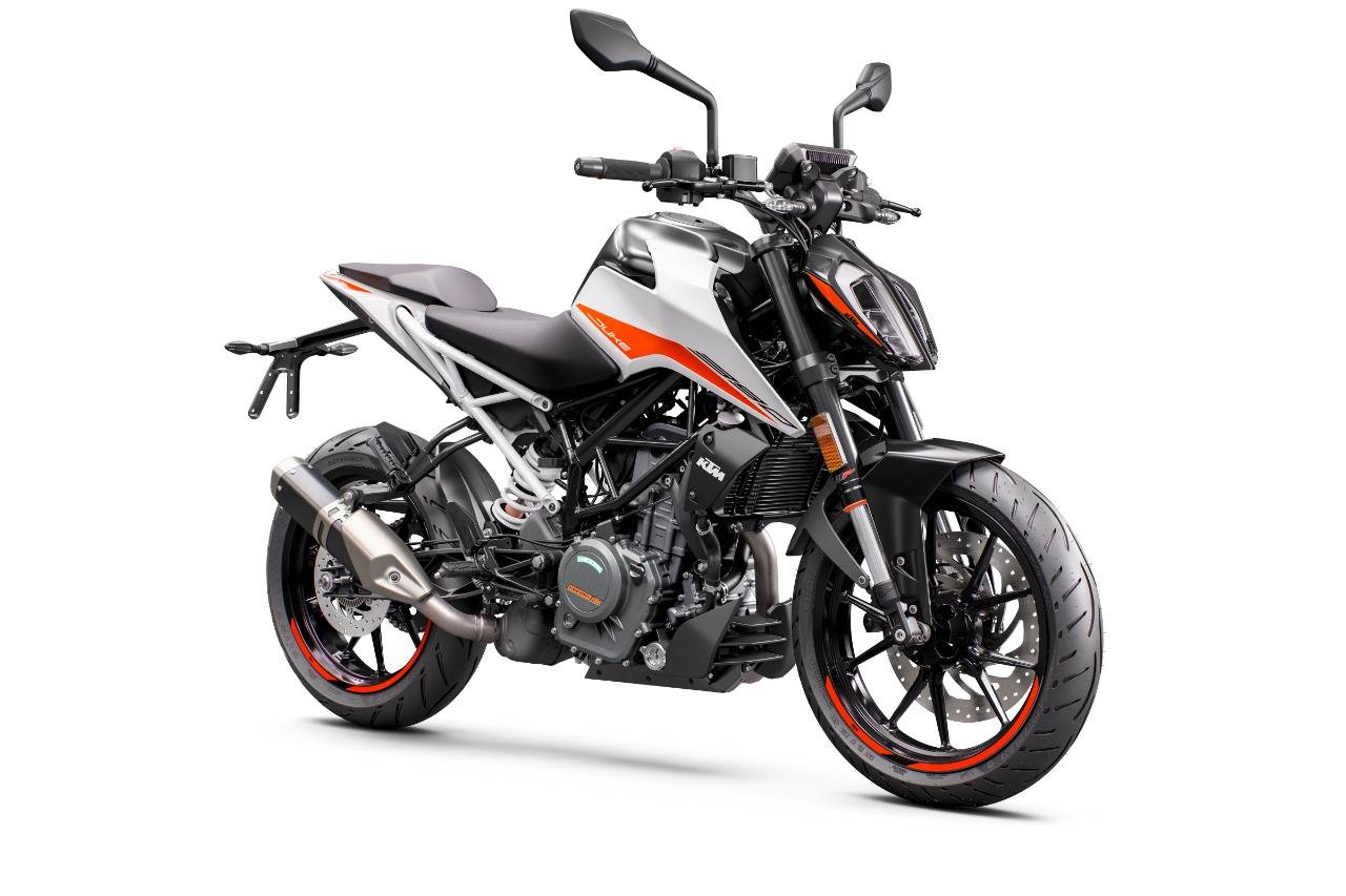 Ktm 390 outlet bs4 price