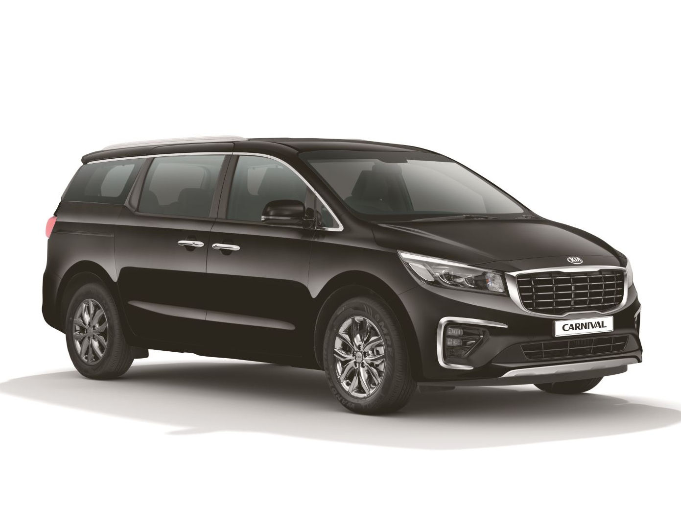 Kia Carnival Racks Up 1 410 Bookings On First Day Launch At Auto