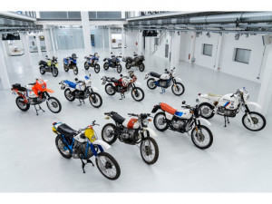 Bmw R 1250 Gs Price Images Mileage Reviews