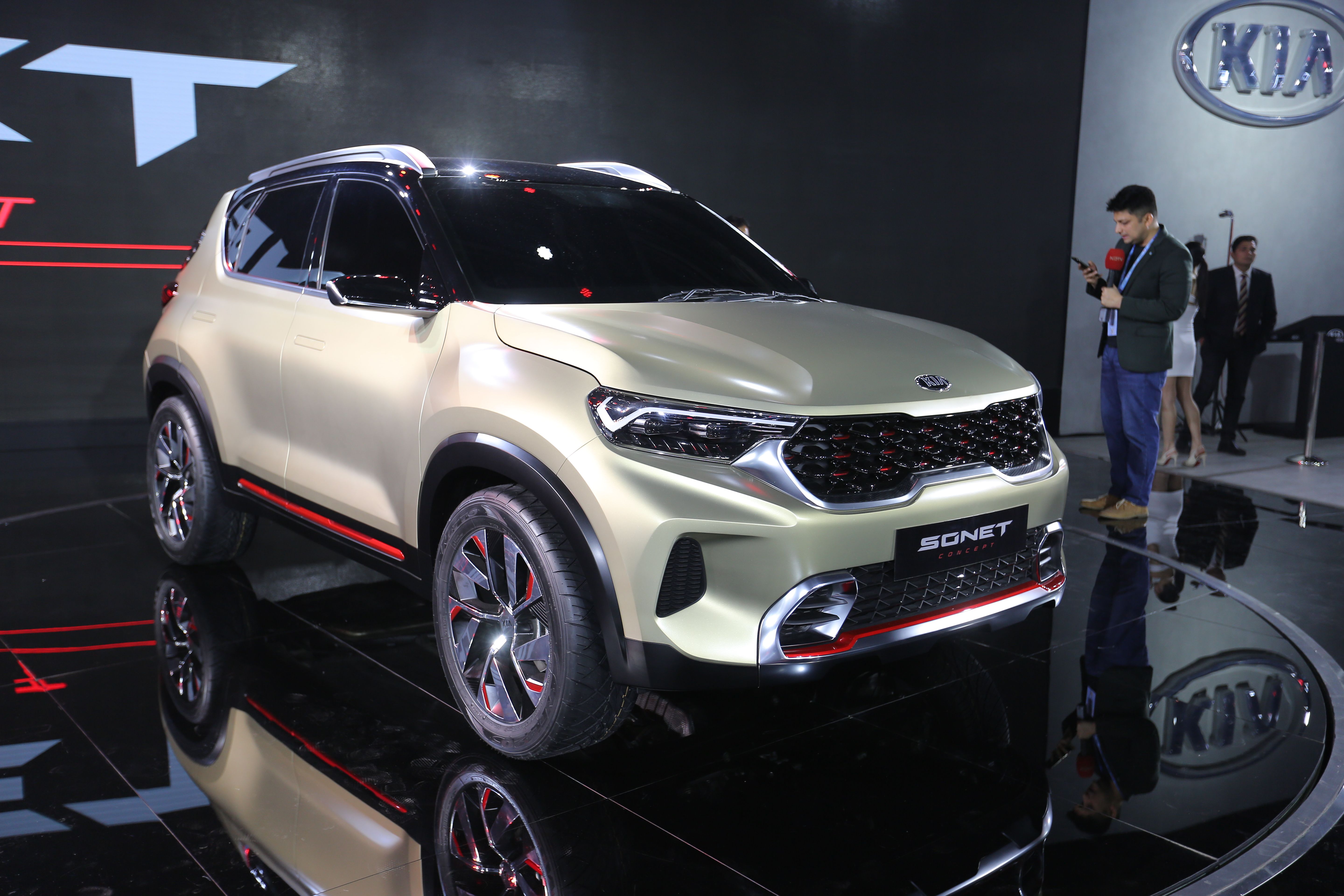 Kia Sonet Sub 4m SUV Spotted Partially Uncovered Ahead Of 