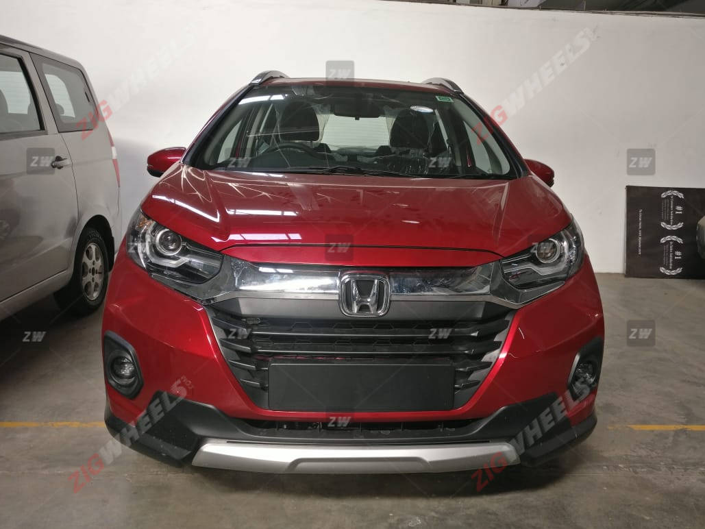 Honda Wr V Facelift Starts Reaching Dealerships Launch In Coming Days Zigwheels