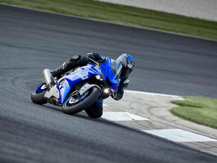 Track only 2021 Yamaha R6 Race Unveiled ZigWheels