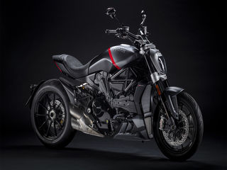 Ducati XDiavel Embraces The Dark For 2021