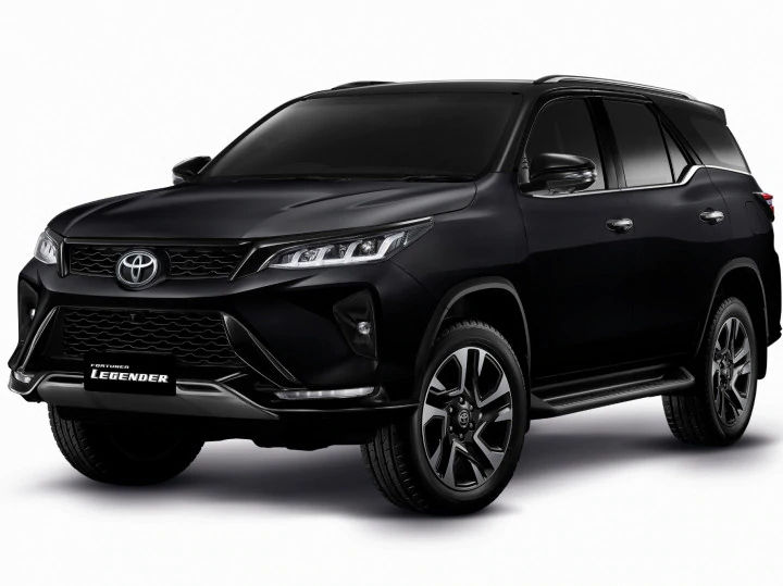 Toyota Fortuner Facelift Expected Engines, Trims, Features, And Price