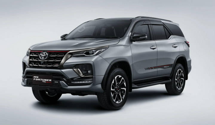 Facelifted Toyota Fortuner Trd Sportivo Unveiled In Indonesia; Will 