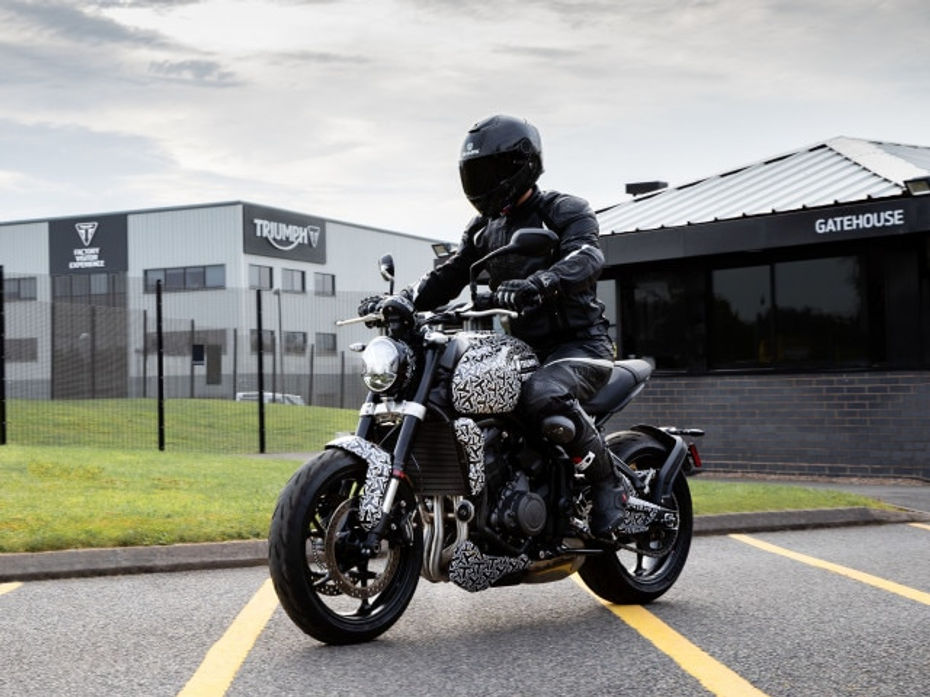 Triumph Trident Middleweight Naked Unveil On October 3