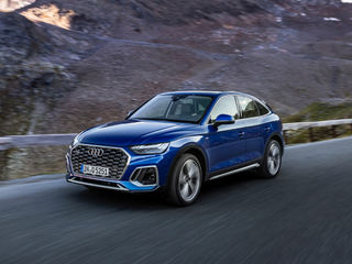 The Facelifted Audi Q5 Goes All Swoopy With New Sportback Variant!