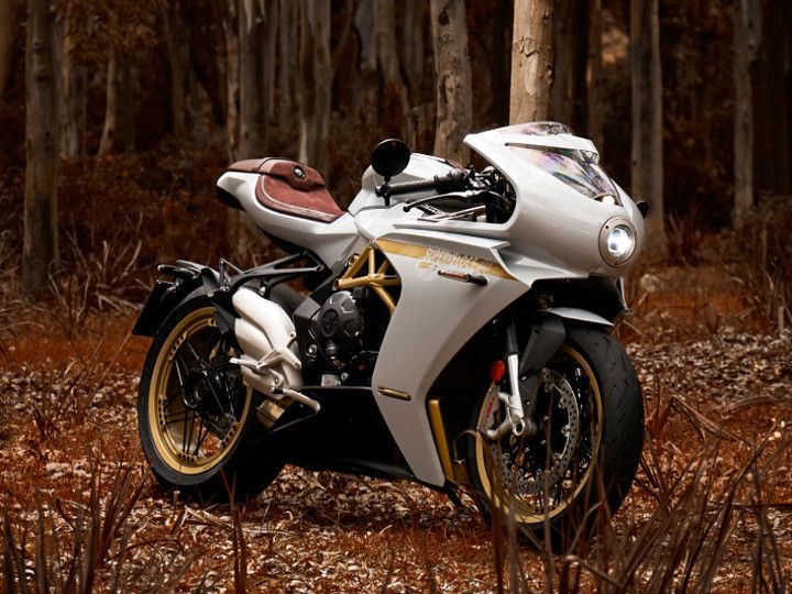 2021 MV Agusta Superveloce 800 Is Here And It's Gorgeous!
