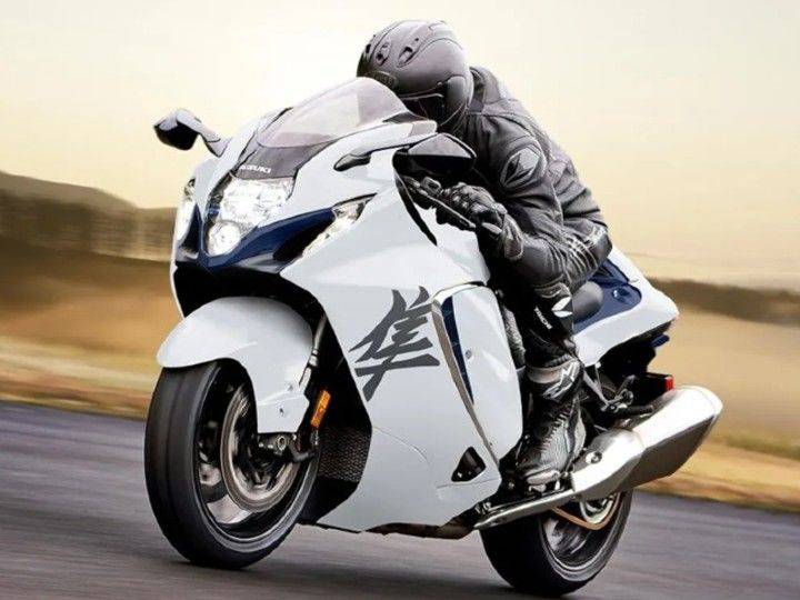 Hayabusa bike clearance white colour price