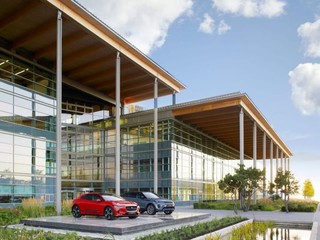 Jaguar Land Rover To Electrify All Nameplates By 2030 Jaguar Land Rover To Electrify All Nameplates By 2030