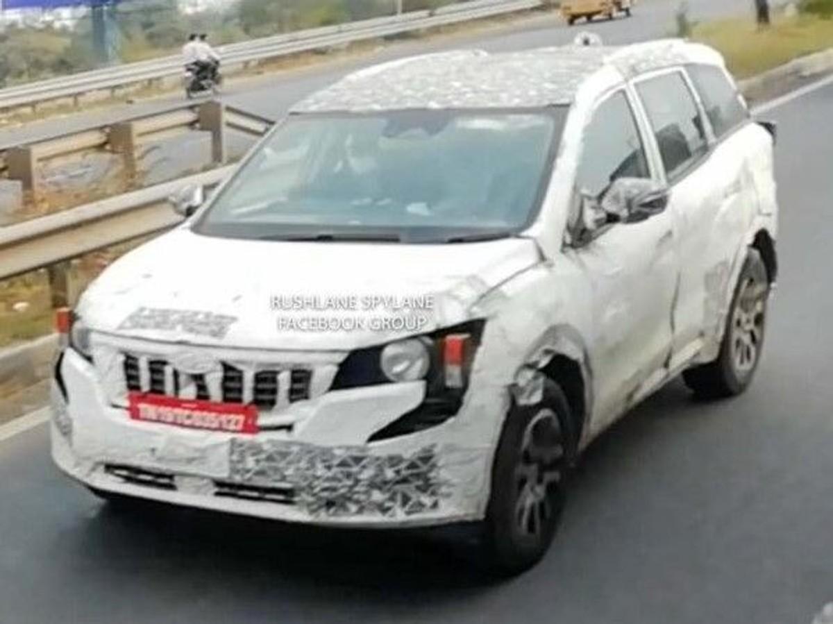Mahindra XUV500 2015-2018 Dimensiones Vista lateral, image size:1200x899