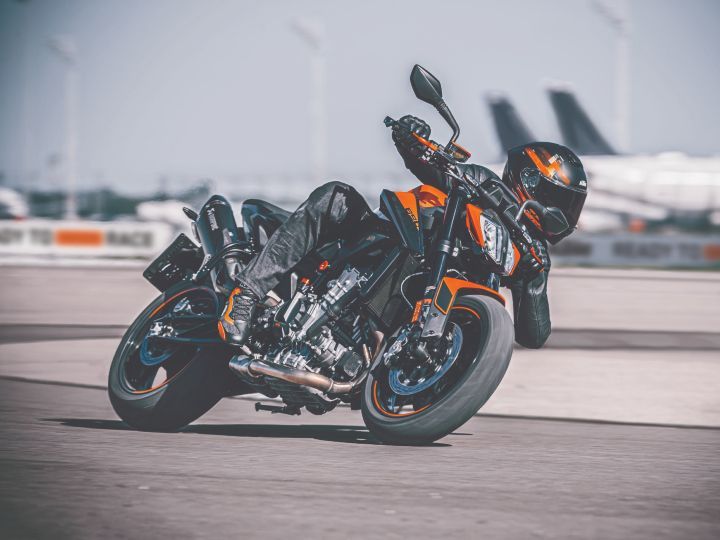 KTM 890 Duke Breaks Cover, India Arrival Likely To Take Place By End-2021 - Vimarsana News