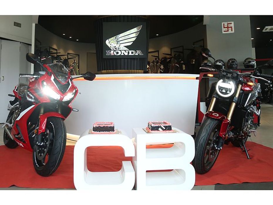 Honda CB650R and CBR650R Deliveries Begin