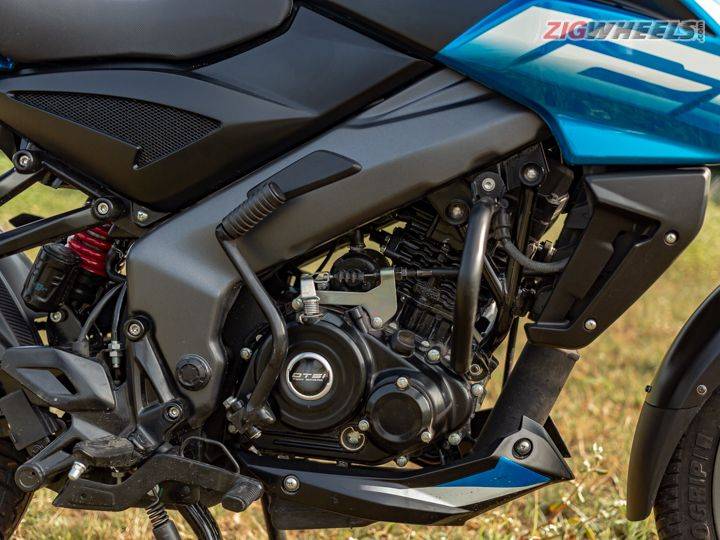 Bajaj Pulsar NS125 Road Test Review - ZigWheels