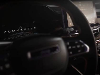 ZW-Jeep-Commander-Interior-1