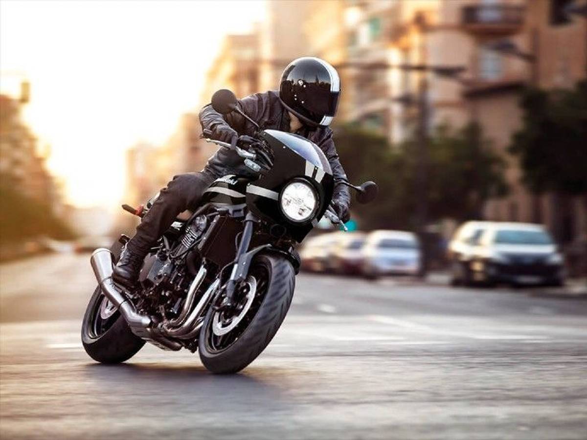 2021 Kawasaki Z900RS Cafe Launched - ZigWheels