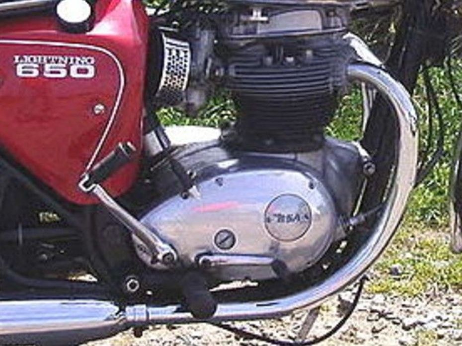 BSA 650 lightning engine