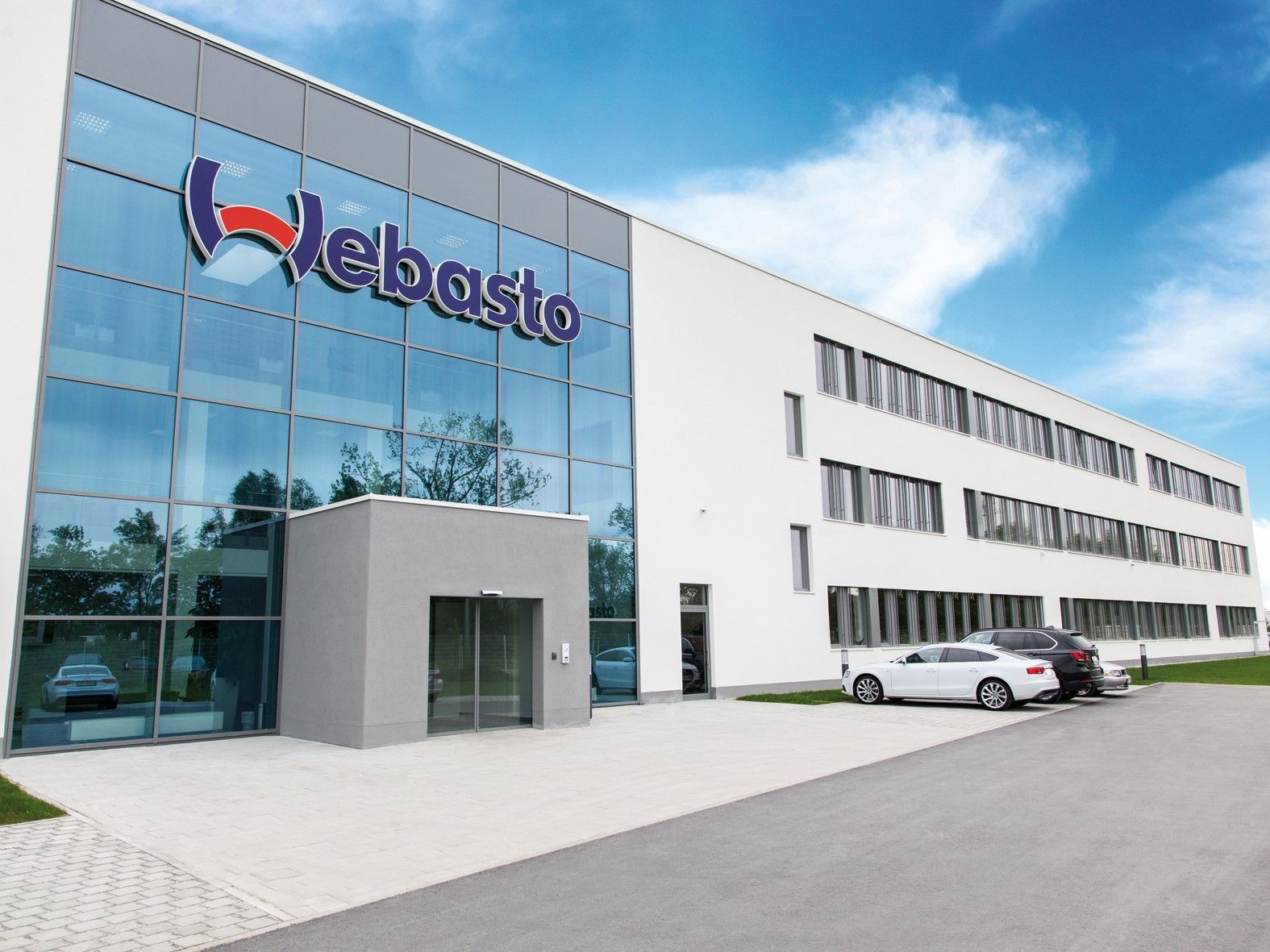 Webasto opens panoramic sunroof plant in India, to increase capacity to  950,000 by 2027