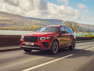 The 2021 Bentley Bentayga S Claims To Bring Better Handling Prowess To The Table!