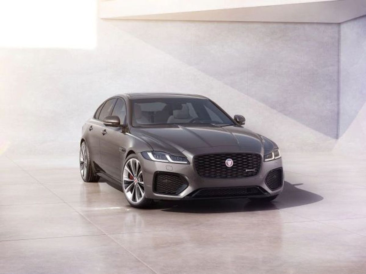 2018 Jaguar XF: 9 Things You Need to Know