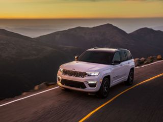 2022 Jeep Grand Cherokee Is India-Bound. Here Are Five Things You Want To Know