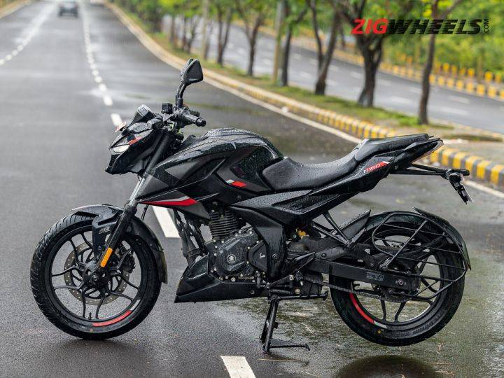 Bajaj Pulsar N160 First Ride Review In Images - ZigWheels