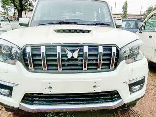 Mahindra Scorpio Classic Spied In Two Separate Variants, Revealing New Details