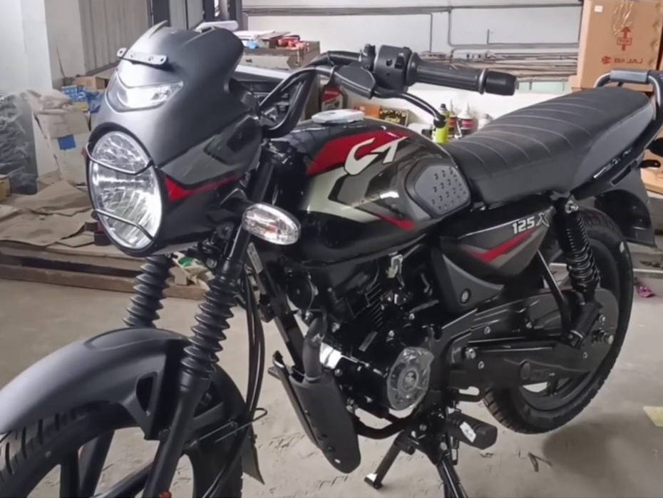 Bajaj CT 125X Spotted Undisguised At A Dealership