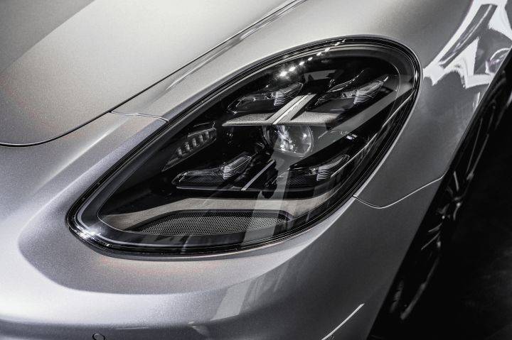 Porsche Exclusive Manufaktur Brings Bespoke Modification Options To ...