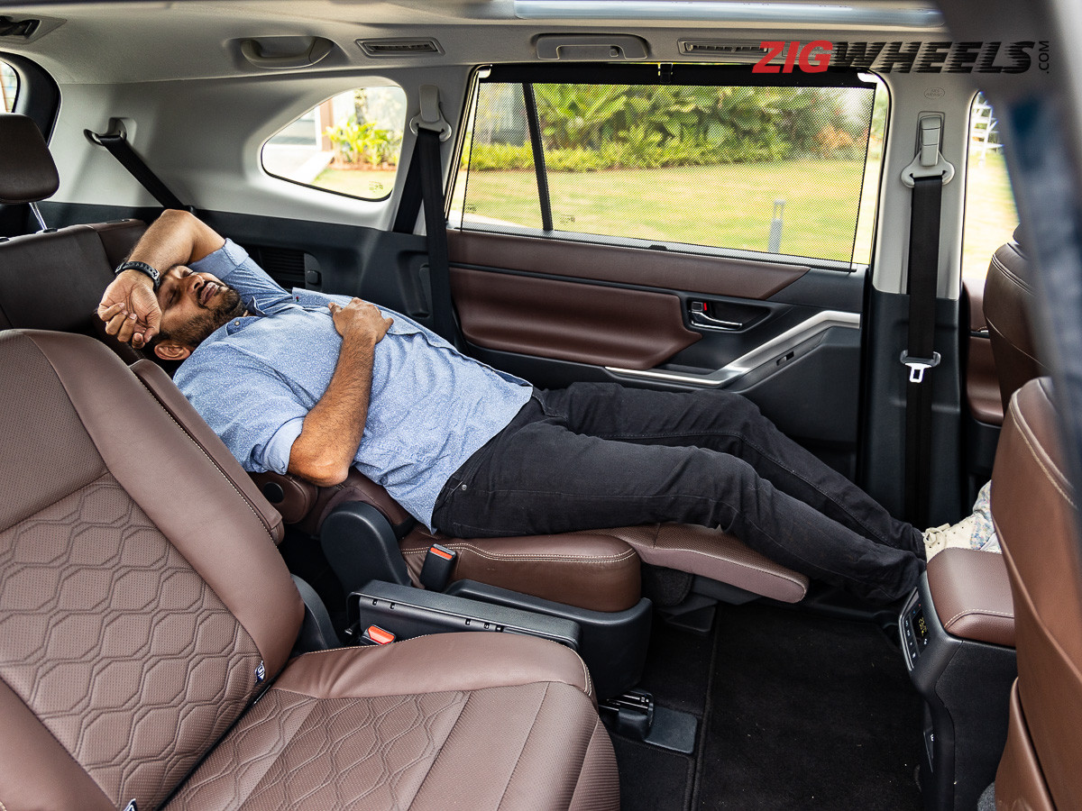 Toyota Innova Hycross Top-end ZX And ZX (O) Bookings Halted Once