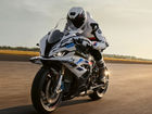 BREAKING: 2023 BMW S 1000 RR Races Into India