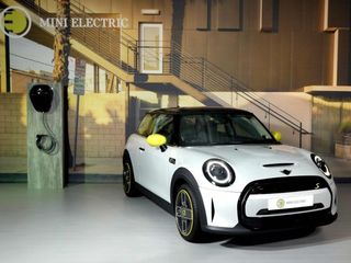 MINI’s First Ever EV Arrives In India At Rs 47.20 Lakh
