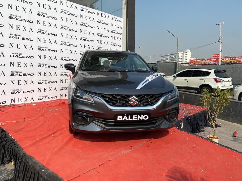 2022 Maruti Suzuki Baleno sigma real review interior and exterior features  - YouTube