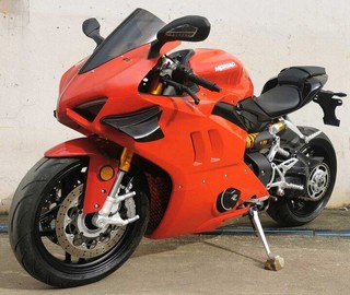 Weird Flex: This Chinese Bikemaker Has Made Ducati V4 Twins More Accessible Weird Flex: This Chinese Bikemaker Has Made Ducati V4 Twins More Accessible
