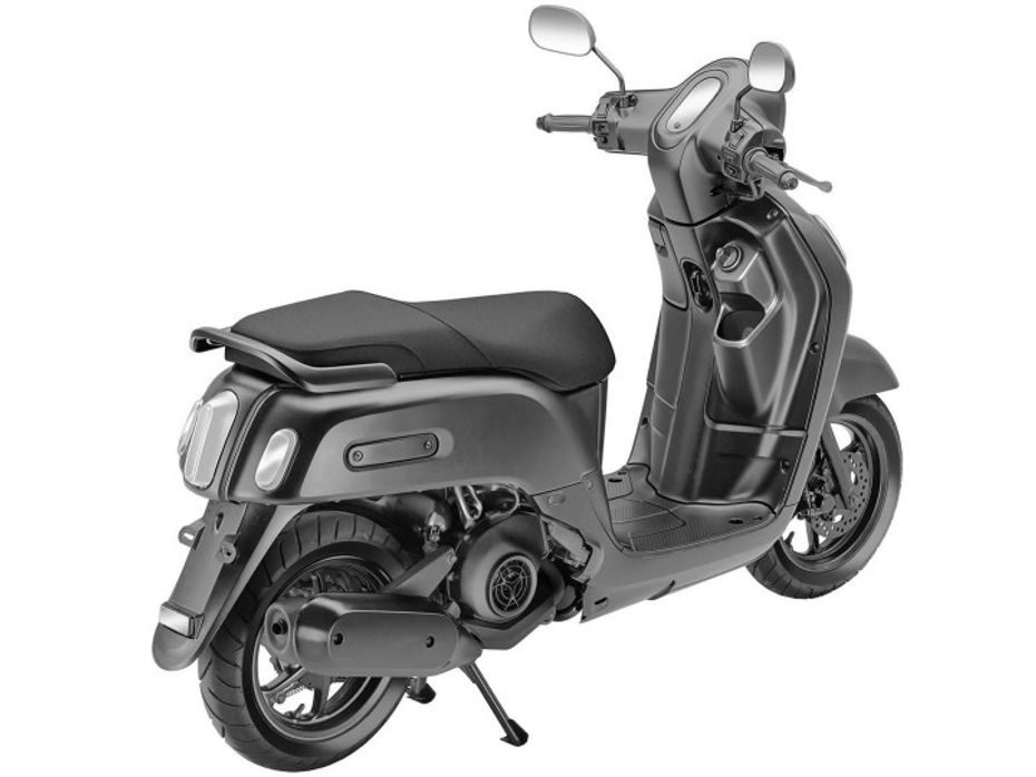 New Yamaha Retro Scooter Images Leaked Ahead Of Official Debut - ZigWheels