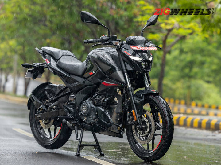 Bajaj Pulsar N160 First Ride Review: Pulsarmaniacs Rejoice - ZigWheels