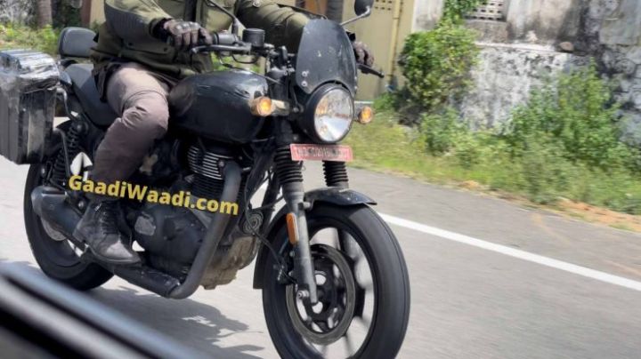 Production-ready Royal Enfield Hunter 350 Spotted With Accessories ...