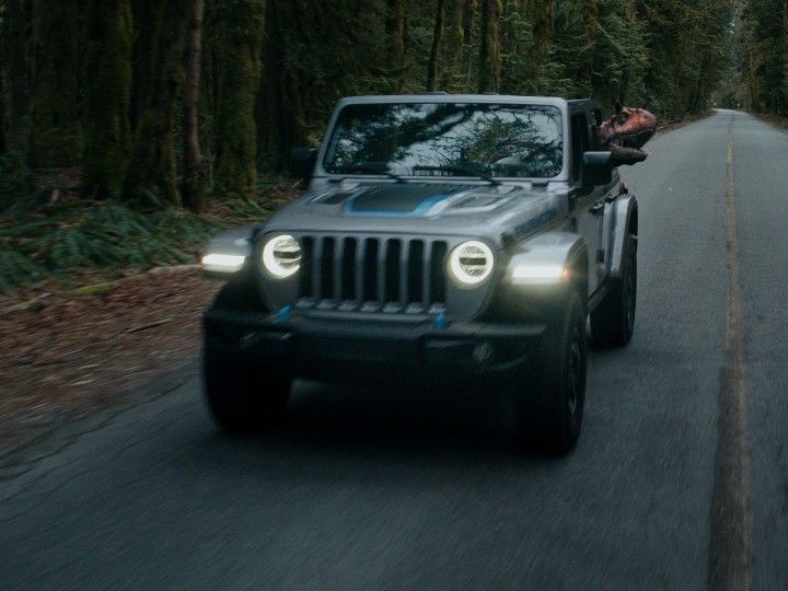 Jeep Wrangler 4xe To Feature In Jurassic World Dominion - ZigWheels