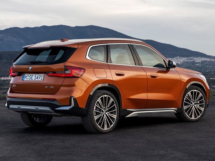 New Generation BMW X1 Breaks Cover Alongside All-electric iX1 Variant ...