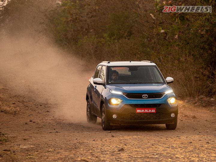 Tata Punch vs Altroz Braking, Cornering, Ride And Handling Compared